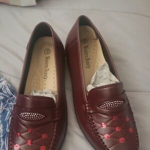 Women's Burgundy Loafers